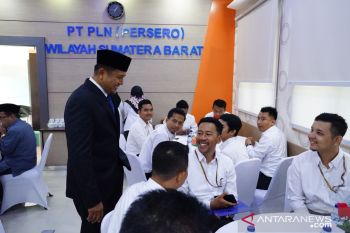PLN UIW Sumbar apresiasi pegawai di lini depan