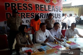 Polda DIY menangkap pelaku penambangan tanah ilegal