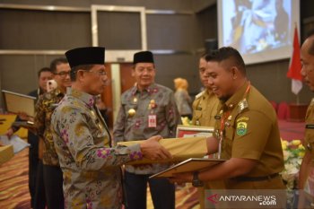 Pemprov bantu Rp2,6 miliar untuk kecamatan di Sulteng