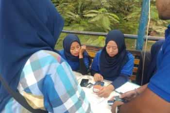 Gunakan kartu Brizzi saat naiki trans padang
