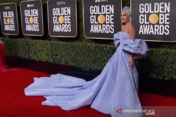 Gaun Lady Gaga dilelang setelah tertinggal di hotel