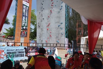 Panjat tebing perebutkan dua medali emas Porwil