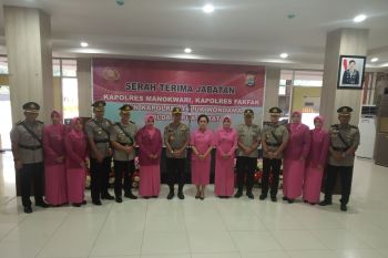 Tiga Kapolres di Papua Barat dimutasi ke Sulut dan Kaltim