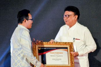 Tiga OPD Pemkot Yogyakarta meraih penghargaan pelayanan publik terbaik