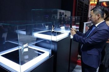 Samsung Galaxy Fold ludes dalam beberapa menit