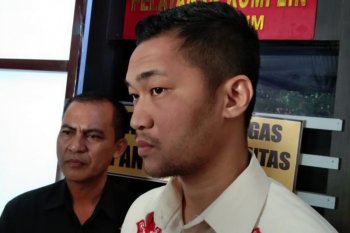 Kucing dicekoki ciu hingga mati