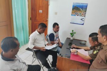 Polisi limpahkan BAP penikaman nelayan ke Kejari Kupang