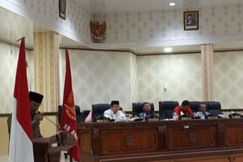 DPRD Agam sahkan dua perda sekaligus
