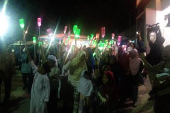 Peringati Maulid Nabi warga Bandarlampung menggelar pawai keliling