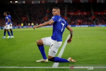 Everton menang kontra Southampton 2-1