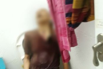 Seorang kades ditemukan tewas dengan pisau masih menancap di dada kiri