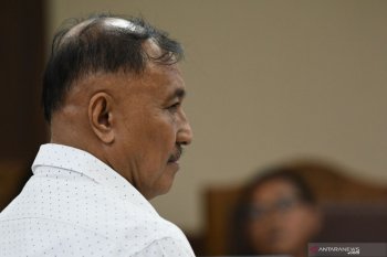 Mahkamah Agung  potong hukuman dua terpidana korupsi KTP elektronik