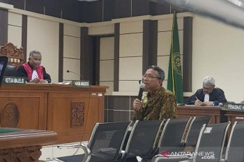 Terdakwa penyuap Bupati Kudus Tamzil ungkap peran ajudan bupati
