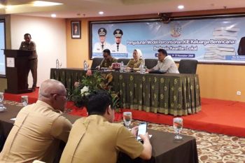 Disdukcapildalduk dan KB Sulsel  terbitkan buku KIE berbasis kearifan lokal