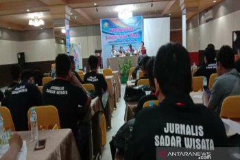 Dinas Pariwisata Sultra membentuk forum jurnalisme ramah pariwisata