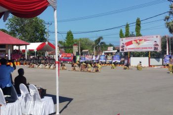 Tarian kebangsaan warnai perayaan HUT Brimob di Kupang