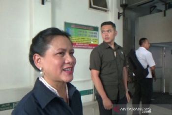 Ibu Iriana Joko Widodo minta doa untuk Selvi