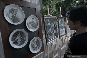 Pameran lukisan perupa daerah