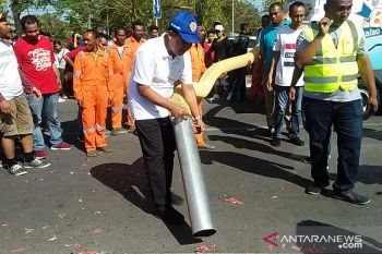 Kupang akhirnya miliki mobil penyapu jalan
