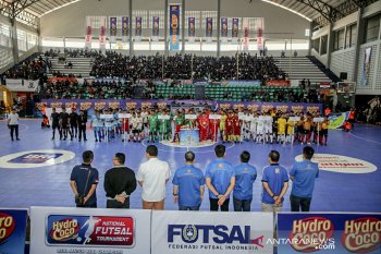 Menarik, pendaftaran turnamen futsal pakai sampah