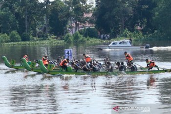 32 tim dari 7 provinsi ikuti Siak Serindit Boat Race 2024