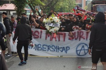 Aliansi Suporter gelar unjuk rasa di Stadion Bukit Jalil