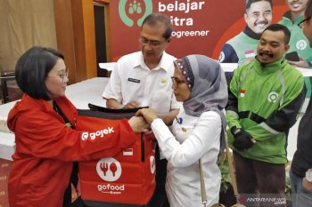 Kurangi sampah plastik, Gojek pakai tas khusus antar makanan