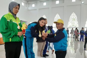 Atlet wushu Kabupaten  OKU Timur raih emas Porprov Sumsel
