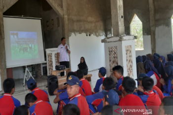 BNN Sultra edukasi pelajar SMPN 19 Kendari bahaya penyalahgunaan narkoba