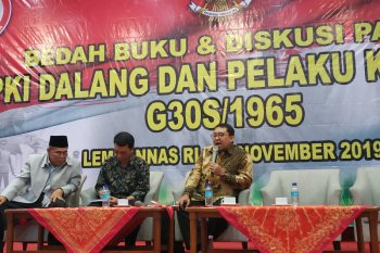 Fadli Zon: Waspadai cara berpikir ala komunis