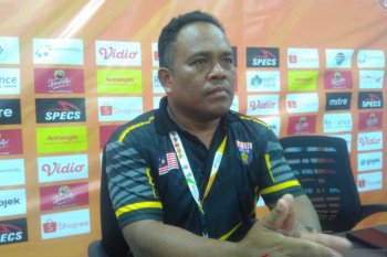 Pelatih tim pelajar Malaysia  anggap kemenangannya merupakan nasib baik