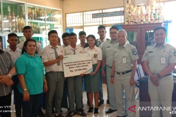 30 SIM gratis untuk siswa SMAN I Kupang