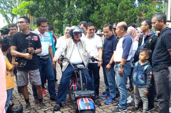 Pemprov Sumatera Barat ajak masyarakat gunakan motor listrik