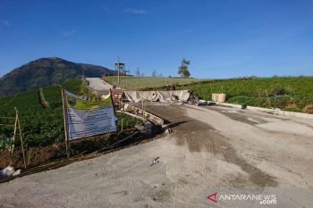 Batang usulkan Pemprov  Jateng kelola jalan tembus Bawang-Dieng