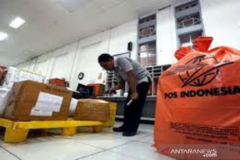 Kantor Pos Baubau catat lonjakan pengirima paket selama pendaftaran CPNS