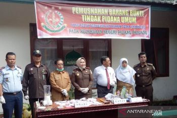 Kejari Padangpanjang musnahkan narkoba hasil tindak pidana