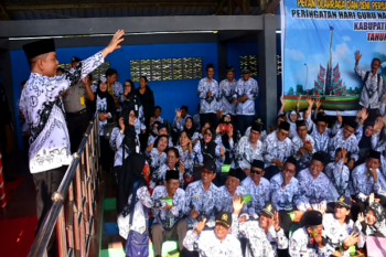 Pemkab Kapuas sediakan program pascasarjana bagi para guru