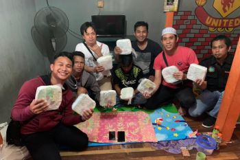 Polres Nunukan gagalkan penyelundupan sabu dalam ember cat