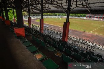Stadion Wiradadaha Tidak Terawat