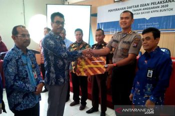 Wabup serahkan DIPA dan Daftar Alokasi TKDD  2020