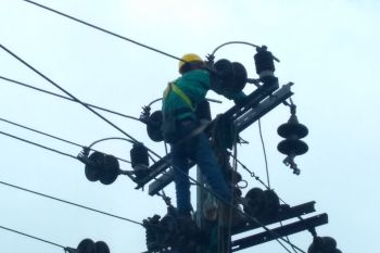 Listrik panas bumi mulai dinikmati warga Solok Selatan