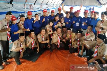 Kemah ELY sarana meningkatkan kekompakan pejabat membangun Kalteng