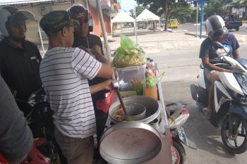 Aktivitas warga Biak Numfor berjalan normal tak terpengaruh isu 1 Desember