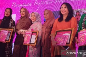 Merry Andani raih penghargaan perempuan inspiratif