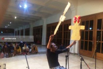 Dewan Kesenian Surabaya menggagas Festival Sastra Jawa 27 Desember