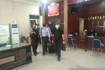 KPK sita dokumen usai geledah ruang Kadis di Dumai