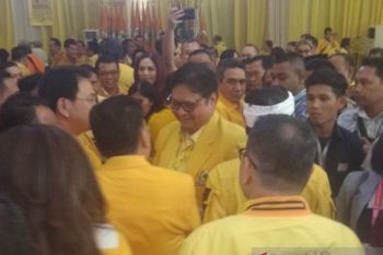 Ketum Golkar akan berikan posisi kehormatan bagi JK dan Luhut