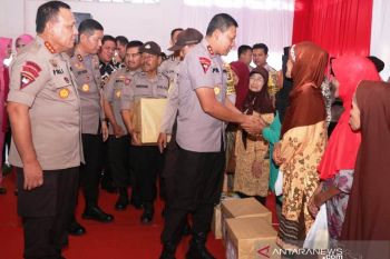 Polda Sumsel  merajut kebhinekaan dengan bhakti sosial kesehatan
