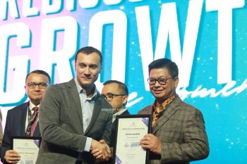 Irianto Raih Penghargaan "Gubernur Entrepreneur Award 2019"