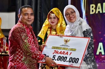 Semen Padang raih juara 1 pemeringkatan badan publik se-Sumbar